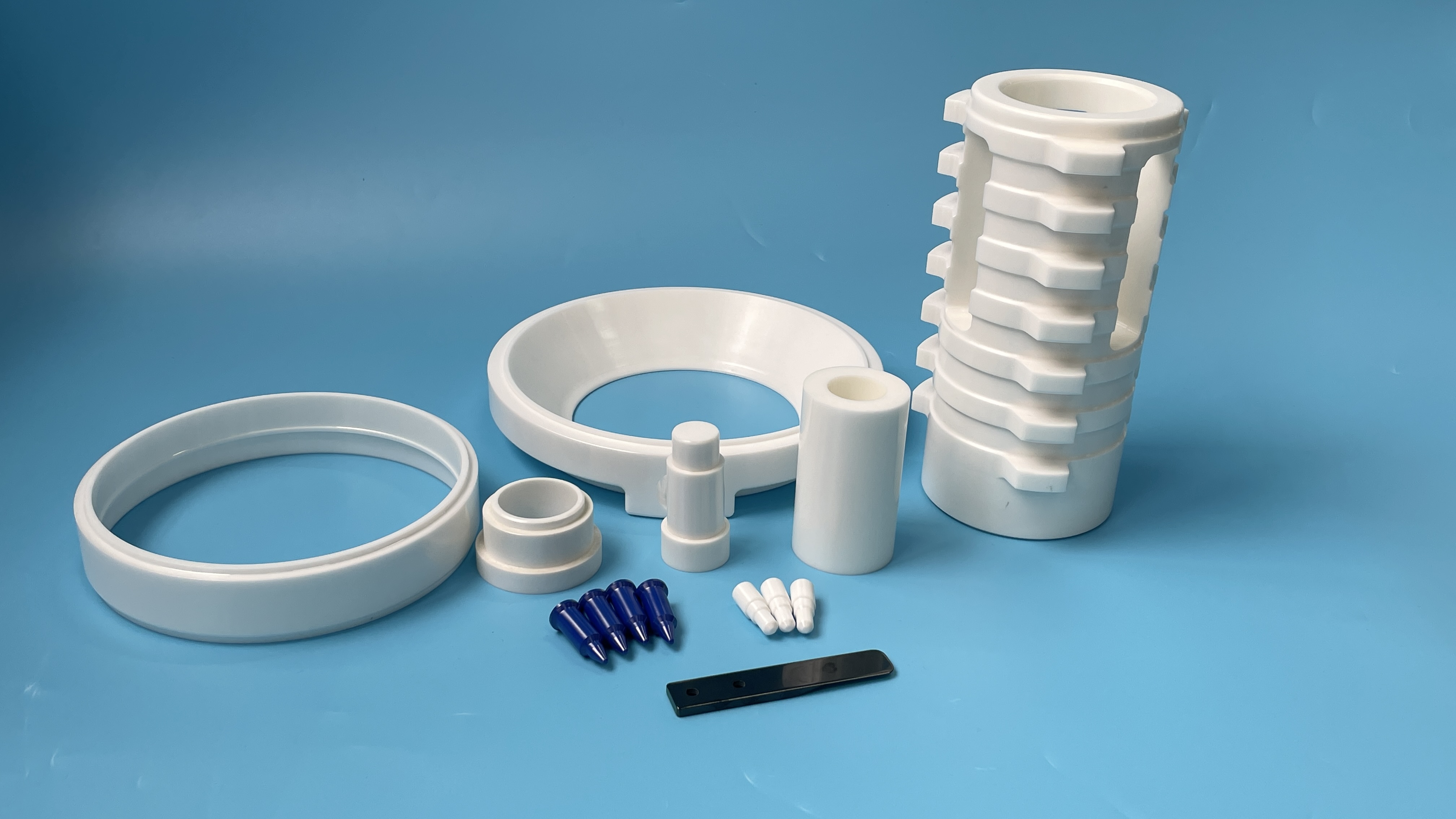 工業(yè)陶瓷如何助力新能源汽車“輕裝上陣”？